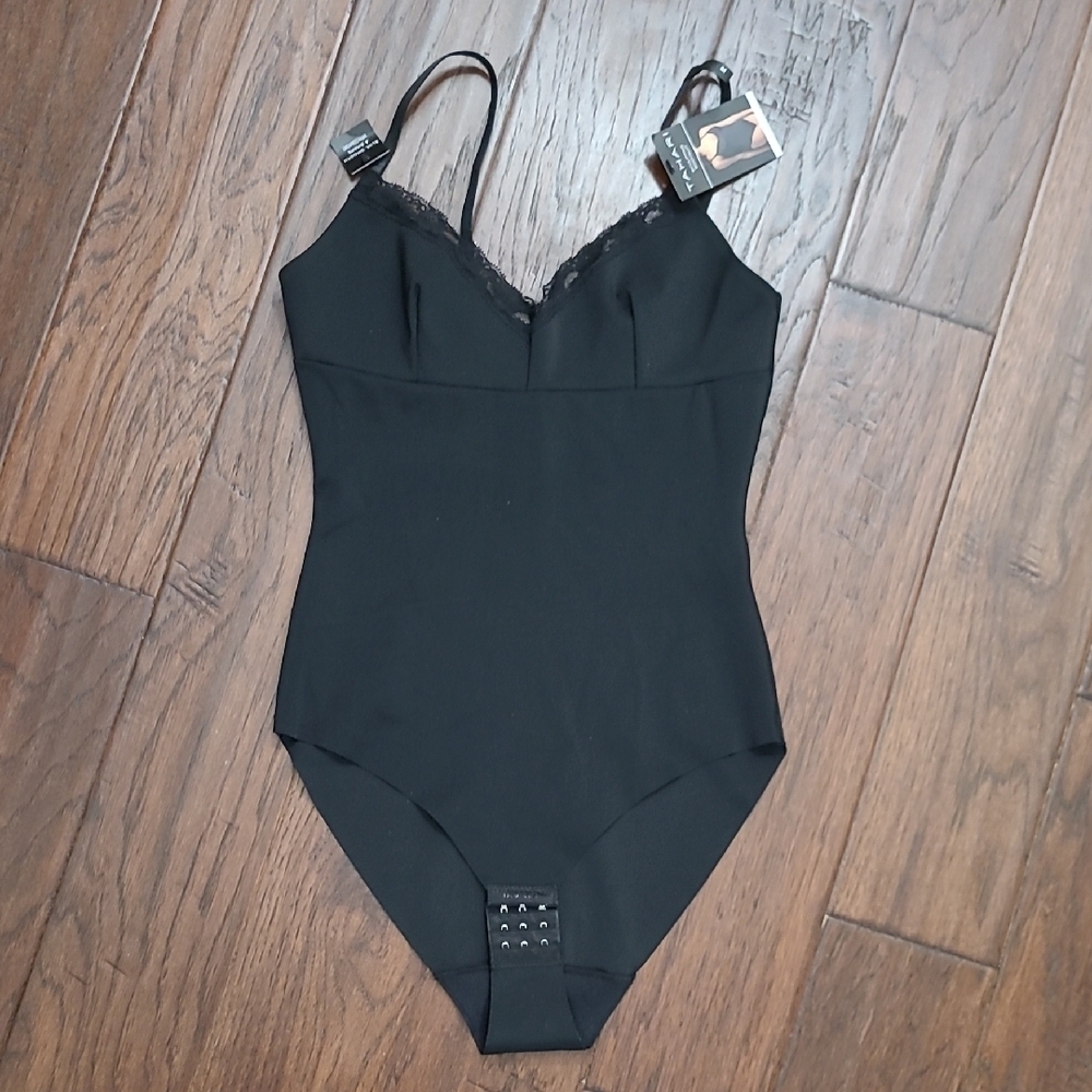 NWT Tahari Black Sculpting Bodysuit size Medium